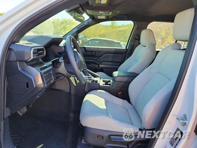 Zdjęcie 7 z 14 samochodu: 2026 TOYOTA 4RUNNER SR5 VIN:JTEVA5BR2T5117657 - miniatura
