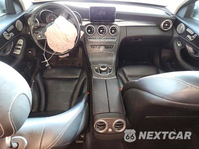Zdjęcie 8 z 12 samochodu: 2017 MERCEDES-BENZ C 300 4MATIC VIN:55SWF4KB2HU194637 - miniatura