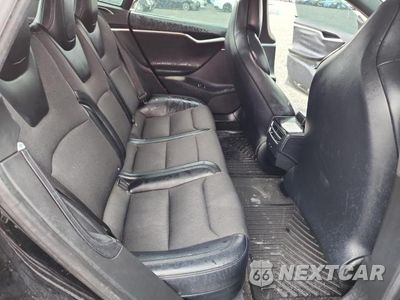 Zdjęcie 10 z 12 samochodu: 2018 TESLA MODEL S VIN:5YJSA1E2XJF248734 - miniatura
