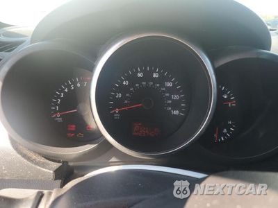 Zdjęcie 9 z 13 samochodu: 2012 KIA SOUL + VIN:KNDJT2A69C7367811 - miniatura