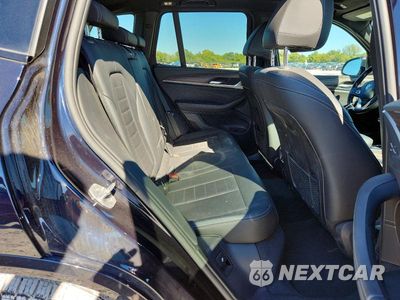 Zdjęcie 11 z 13 samochodu: 2018 BMW X3 XDRIVE30I VIN:5UXTR9C56JLC82032 - miniatura