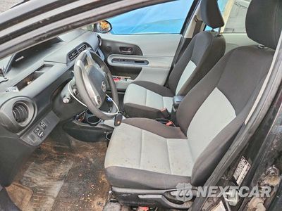 Zdjęcie 7 z 12 samochodu: 2013 TOYOTA PRIUS C THREE VIN:JTDKDTB38D1043927 - miniatura