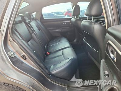 Zdjęcie 10 z 12 samochodu: 2018 NISSAN ALTIMA VIN:1N4AL3AP7JC211467 - miniatura