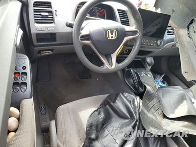 Zdjęcie 8 z 12 samochodu: 2009 HONDA CIVIC VP VIN:2HGFA16329H517390 - miniatura