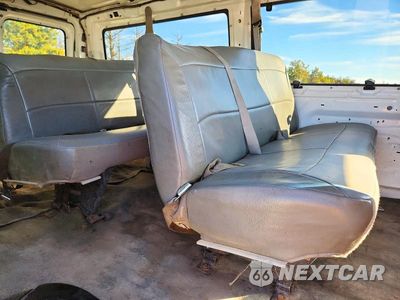 Zdjęcie 11 z 13 samochodu: 2008 FORD ECONOLINE E250 VAN VIN:1FTNE24L68DA94106 - miniatura