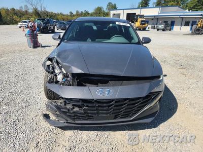 Piąte zdjęcie samochodu w środku: 2023 HYUNDAI ELANTRA SEL VIN:KMHLS4AG7PU592702 - miniatura