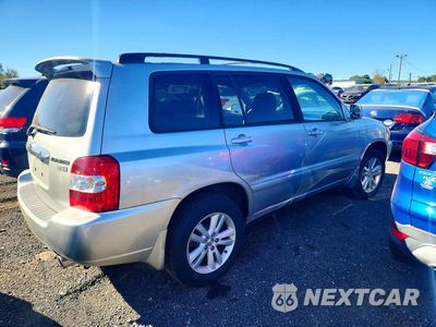 Trzecie zdjęcie samochodu z tyłu: 2007 TOYOTA HIGHLANDER HYBRID VIN:JTEEW21A670043383 - miniatura