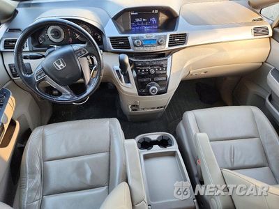 Zdjęcie 8 z 13 samochodu: 2012 HONDA ODYSSEY EXL VIN:5FNRL5H62CB083697 - miniatura