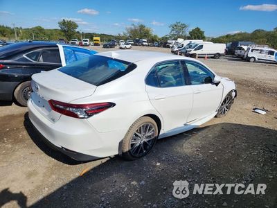 Trzecie zdjęcie samochodu z tyłu: 2024 TOYOTA CAMRY XLE VIN:4T1F31AK4RU629740 - miniatura