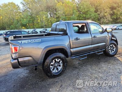 Trzecie zdjęcie samochodu z tyłu: 2020 TOYOTA TACOMA TRD OFF-ROAD VIN:3TMCZ5AN6LM318832 - miniatura
