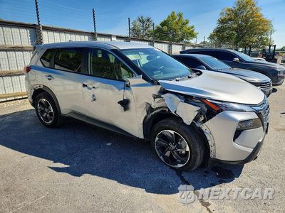 Czwarte zdjęcie samochodu z boku: 2025 NISSAN ROGUE SV VIN:JN8BT3BB5SW154806 - miniatura