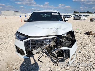 Piąte zdjęcie samochodu w środku: 2023 AUDI Q7 PREMIUM PLUS VIN:WA1LXBF7XPD005941 - miniatura