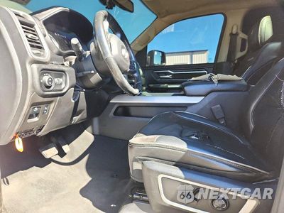 Zdjęcie 7 z 12 samochodu: 2019 RAM 1500 LARAMIE VIN:1C6SRFJT7KN801841 - miniatura