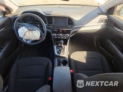 Zdjęcie 8 z 13 samochodu: 2020 HYUNDAI ELANTRA SEL VIN:5NPD84LF4LH607883 - miniatura
