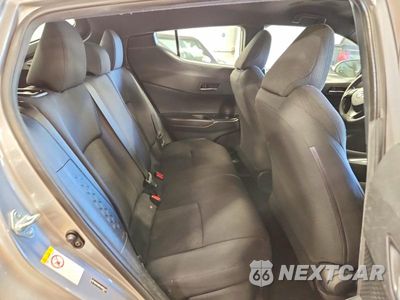 Zdjęcie 11 z 13 samochodu: 2019 TOYOTA C-HR LE VIN:NMTKHMBX4KR077472 - miniatura