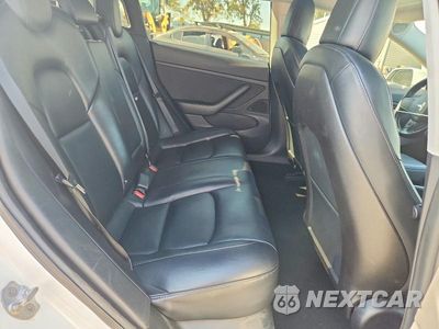 Zdjęcie 10 z 13 samochodu: 2018 TESLA MODEL 3 VIN:5YJ3E1EA7JF162684 - miniatura
