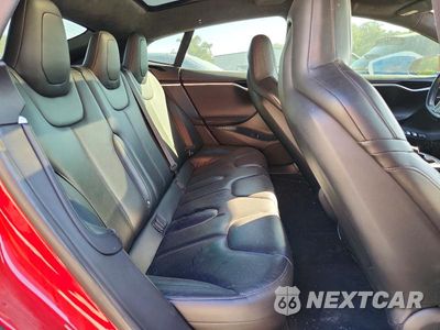 Zdjęcie 10 z 13 samochodu: 2015 TESLA MODEL S VIN:5YJSA1E4XFF113987 - miniatura