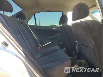 Zdjęcie 10 z 12 samochodu: 2006 HONDA ACCORD LX VIN:JHMCM56466C008828 - miniatura