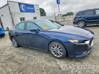 Czwarte zdjęcie samochodu z boku: 2021 MAZDA 3 VIN:3MZBPAAL5MM254421 - miniatura