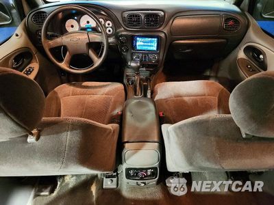 Zdjęcie 8 z 14 samochodu: 2004 CHEVROLET TRAILBLAZER EXT LS VIN:1GNET16S246239507 - miniatura