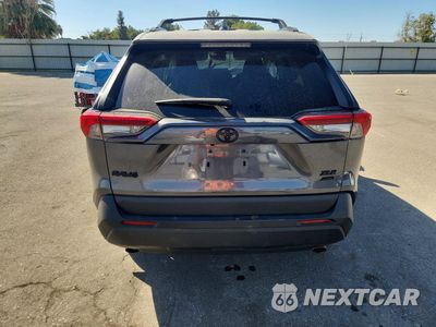 Zdjęcie 6 z 12 samochodu: 2021 TOYOTA RAV4 XLE PREMIUM VIN:2T3A1RFVXMW160588 - miniatura