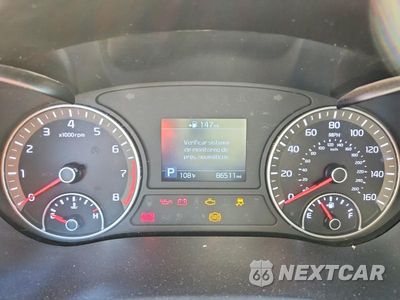 Zdjęcie 9 z 12 samochodu: 2019 KIA OPTIMA LX VIN:5XXGT4L39KG333382 - miniatura