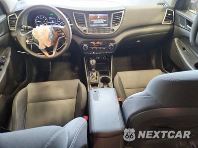 Zdjęcie 8 z 13 samochodu: 2018 HYUNDAI TUCSON SEL VIN:KM8J33A45JU832325 - miniatura