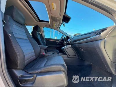 Piąte zdjęcie samochodu w środku: 2017 HONDA CR-V EX VIN:5J6RW1H54HL008750 - miniatura
