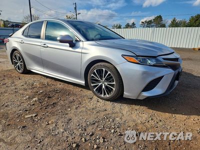 Czwarte zdjęcie samochodu z boku: 2019 TOYOTA CAMRY SE VIN:4T1B11HK6KU189181 - miniatura