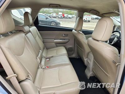 Zdjęcie 10 z 12 samochodu: 2012 TOYOTA PRIUS V FIVE VIN:JTDZN3EU5C3105271 - miniatura