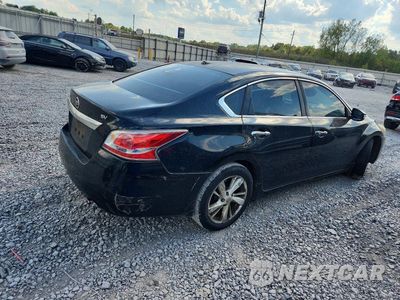 Trzecie zdjęcie samochodu z tyłu: 2015 NISSAN ALTIMA 2.5 VIN:1N4AL3APXFC288485 - miniatura