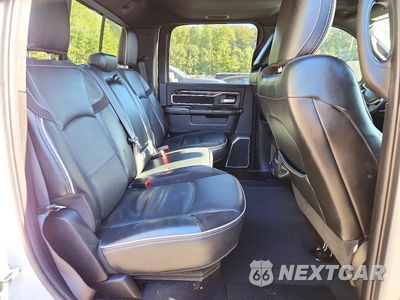 Zdjęcie 10 z 12 samochodu: 2020 RAM 2500 LARAMIE VIN:3C6UR5FL3LG283927 - miniatura
