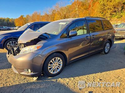 2017 TOYOTA SIENNA XLE PREMIUM 8-PASSENGER 5TDYZ3DC7HS767223 - główne zdjęcie licytacji z USA - miniatura