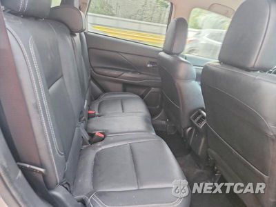 Zdjęcie 11 z 13 samochodu: 2019 MITSUBISHI OUTLANDER SE VIN:JA4AD3A36KZ009183 - miniatura