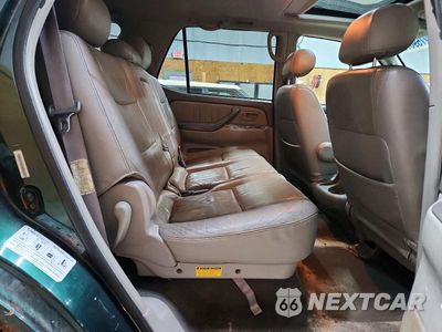 Zdjęcie 11 z 13 samochodu: 2001 TOYOTA SEQUOIA LIMITED VIN:5TDBT48A71S056455 - miniatura