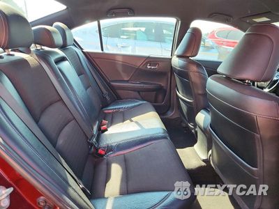 Zdjęcie 10 z 12 samochodu: 2016 HONDA ACCORD SPORT VIN:1HGCR2F58GA146444 - miniatura