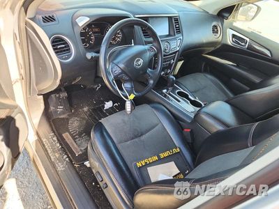 Zdjęcie 8 z 12 samochodu: 2019 NISSAN PATHFINDER SV VIN:5N1DR2MN9KC633991 - miniatura