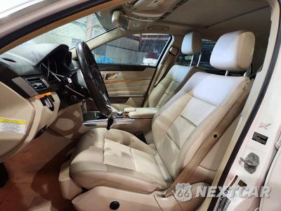 Zdjęcie 7 z 12 samochodu: 2014 MERCEDES-BENZ E 350 VIN:WDDHF5KB2EA800173 - miniatura