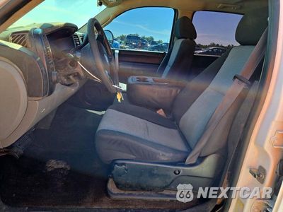 Zdjęcie 7 z 12 samochodu: 2007 CHEVROLET SILVERADO LT VIN:2GCEC13C071705971 - miniatura