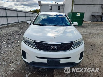 Piąte zdjęcie samochodu w środku: 2015 KIA SORENTO LX VIN:5XYKT3A62FG646602 - miniatura