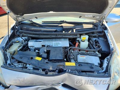 Zdjęcie 11 z 12 samochodu: 2012 TOYOTA PRIUS TWO VIN:JTDKN3DU7C5455427 - miniatura