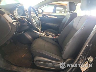 Zdjęcie 7 z 12 samochodu: 2016 NISSAN SENTRA S VIN:3N1AB7AP4GY304700 - miniatura