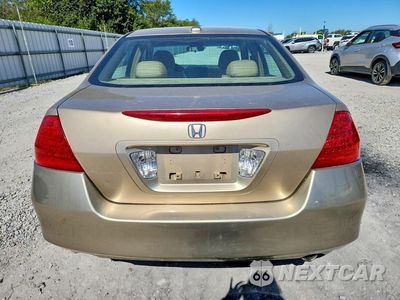 Zdjęcie 6 z 12 samochodu: 2007 HONDA ACCORD EX VIN:1HGCM56827A049511 - miniatura
