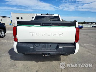 Zdjęcie 6 z 12 samochodu: 2023 TOYOTA TUNDRA SR VIN:5TFKB5AA1PX029502 - miniatura
