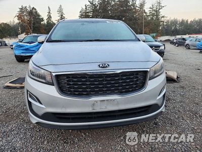 Piąte zdjęcie samochodu w środku: 2019 KIA SEDONA LX VIN:KNDMB5C14K6550833 - miniatura