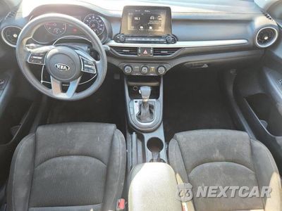 Zdjęcie 8 z 12 samochodu: 2020 KIA FORTE LXS VIN:3KPF24AD7LE170235 - miniatura