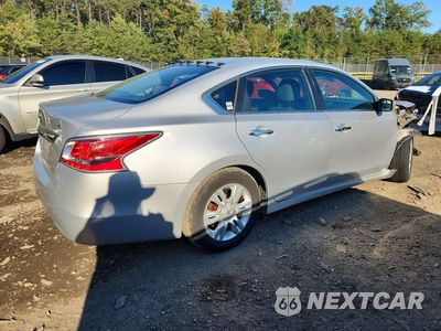 Trzecie zdjęcie samochodu z tyłu: 2015 NISSAN ALTIMA 2.5 S VIN:1N4AL3APXFC429247 - miniatura