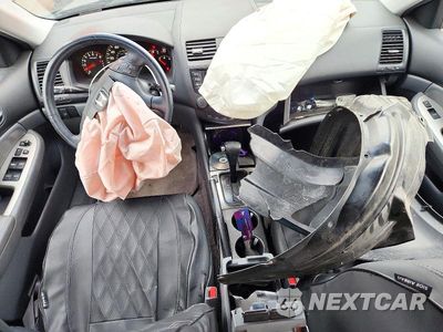 Zdjęcie 8 z 12 samochodu: 2005 HONDA ACCORD HYBRID VIN:JHMCN36445C010903 - miniatura