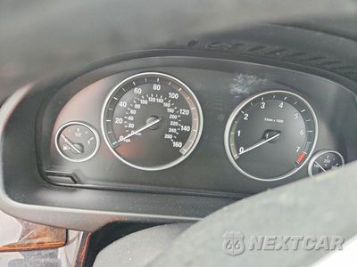 Zdjęcie 9 z 14 samochodu: 2015 BMW X5 XDRIVE35I VIN:5UXKR0C51F0P10876 - miniatura