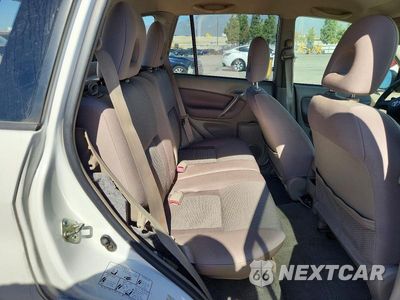 Zdjęcie 11 z 13 samochodu: 2004 TOYOTA RAV4 BASE VIN:JTEGD20V040005873 - miniatura